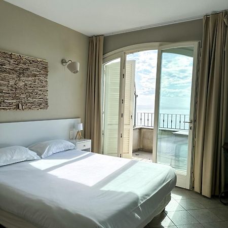 Hotel Torremare Marine du Miomo Esterno foto