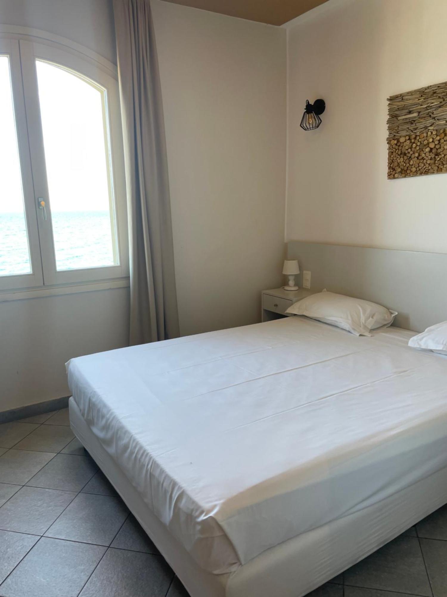 Hotel Torremare Marine du Miomo Esterno foto