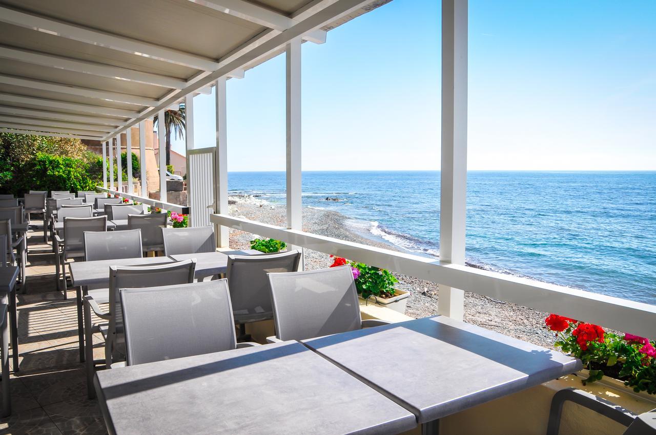 Hotel Torremare Marine du Miomo Esterno foto